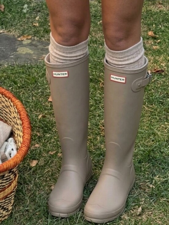 Hunter Shoes - NWT Hunter Original Matte Knee-High Waterproof Rain Boots in Natural Taupe - 9